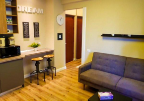 Cozy Apartament 8, Romana Square